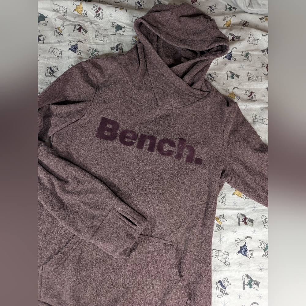 M Bench Purple Sweater